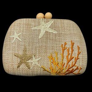 Natural Starfish Clutch
